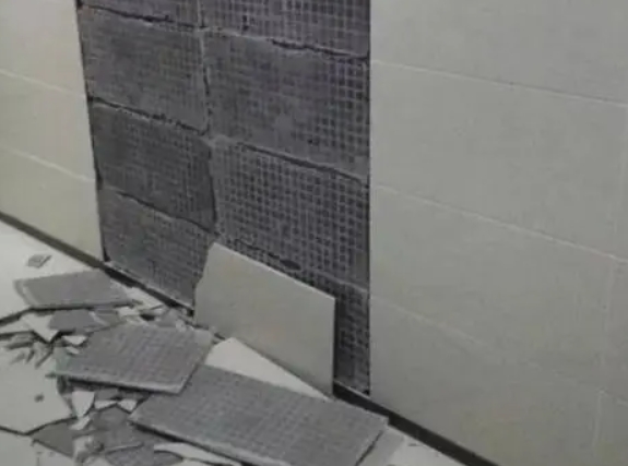 双桥瓷砖空鼓维修公司分享下双桥墙砖松动维修的知识