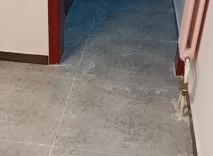 双桥瓷砖空鼓维修公司分享下双桥地砖空鼓了怎么办